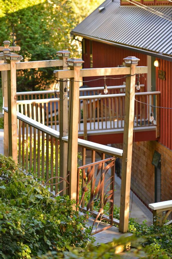 Salishan Tree House Suite Cowichan Bay Dış mekan fotoğraf